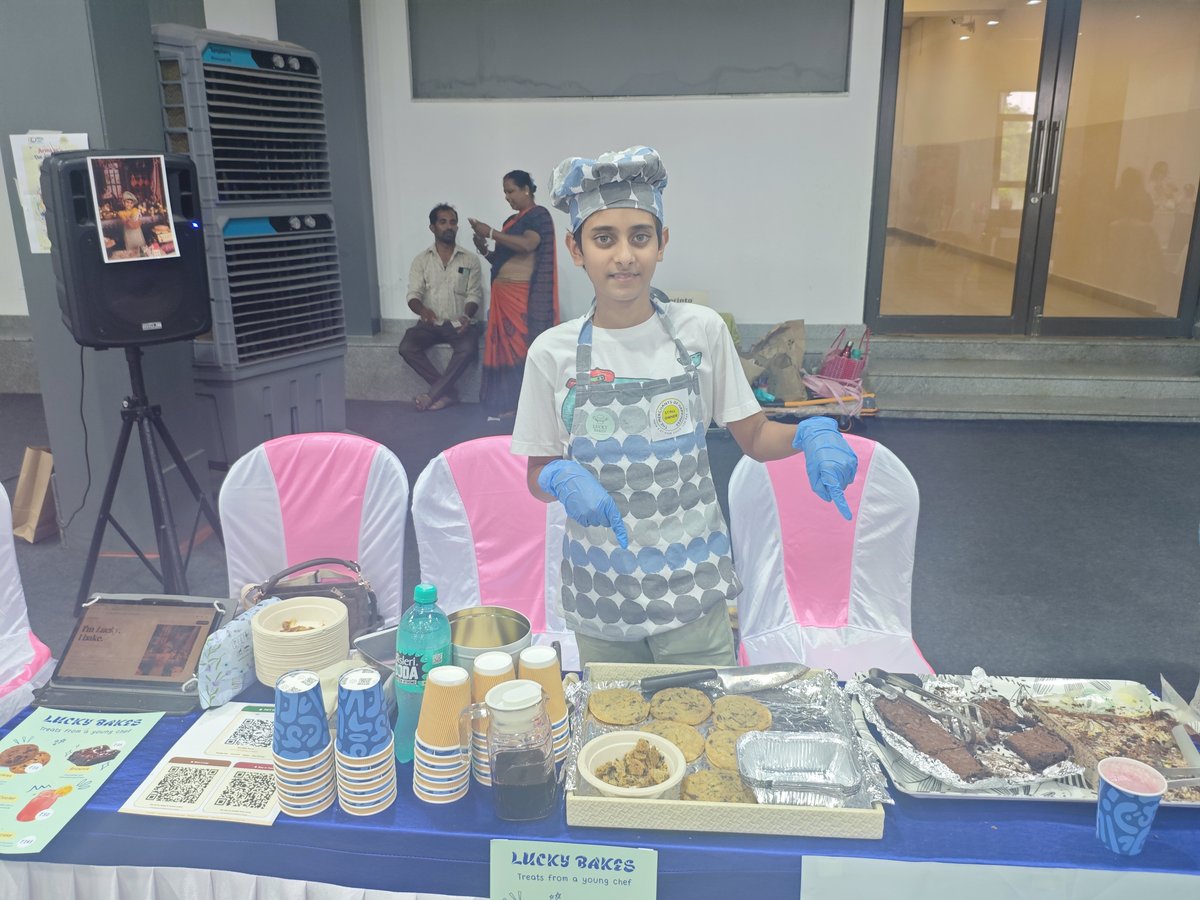 Lucky at his stall ready to serve