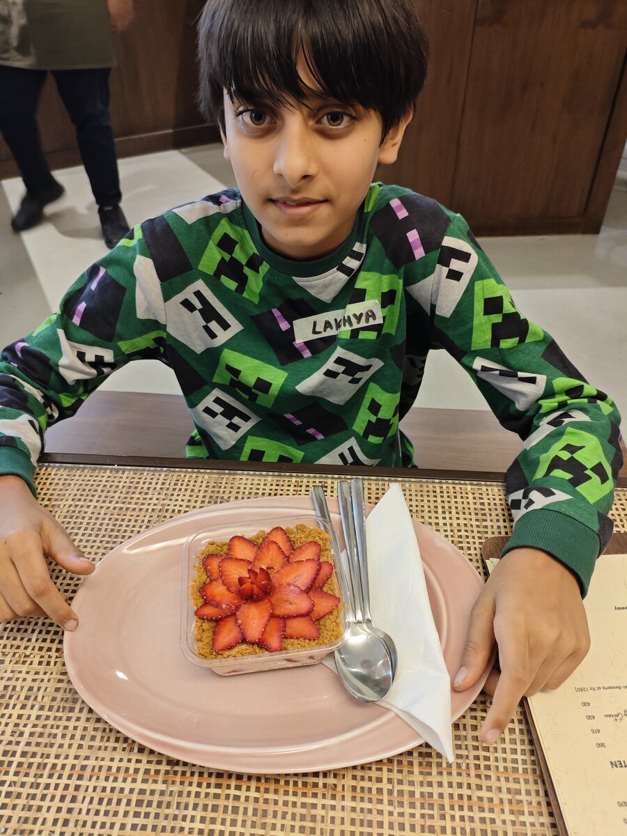 Strawberry dessert